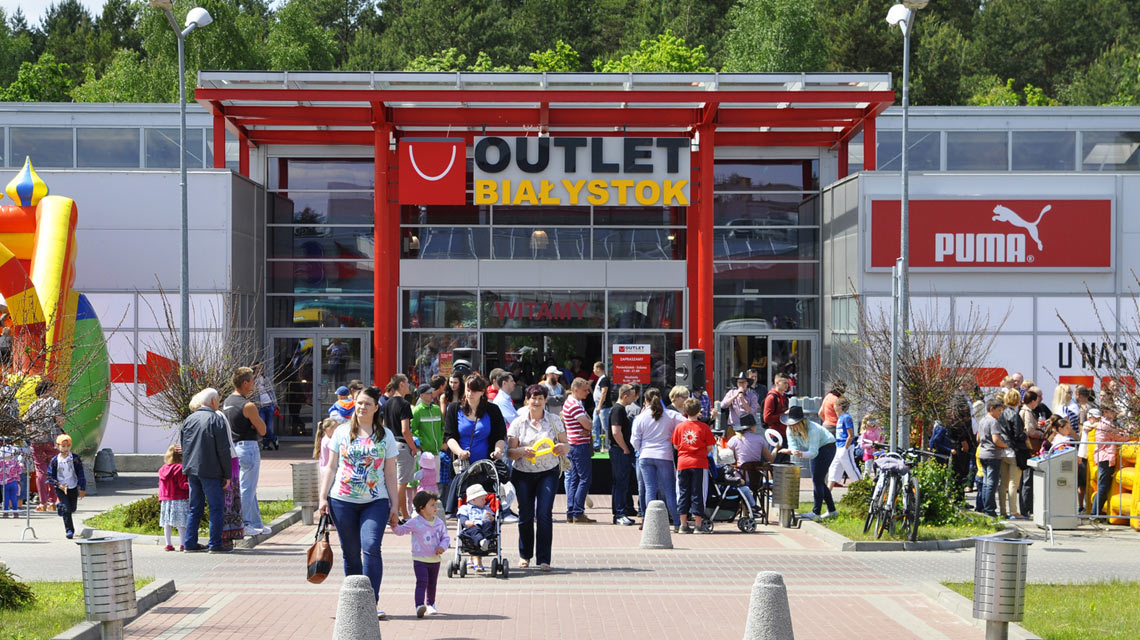Ще один вигідний в матеріальному плані спосіб перетину кордону - поїздка за покупками в Польщу на спеціальному автобусі - так званому шопінг-бусі