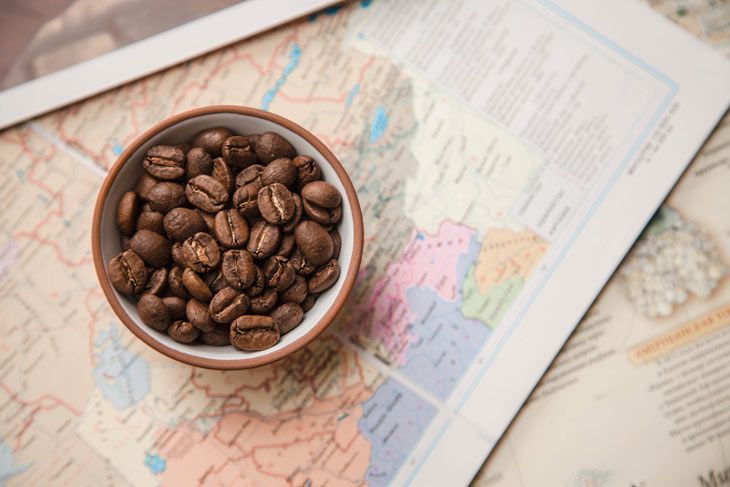 Що ми знаємо про походження кави