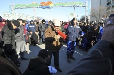 18 грудня 2011, 21:36 Переглядів:   Зростає напруга в Актау, фото Reuters