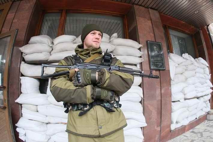 Зараз пишуть про те, що Захарченко з теслярськими будуть націоналізувати українські заводи на окупованих територіях