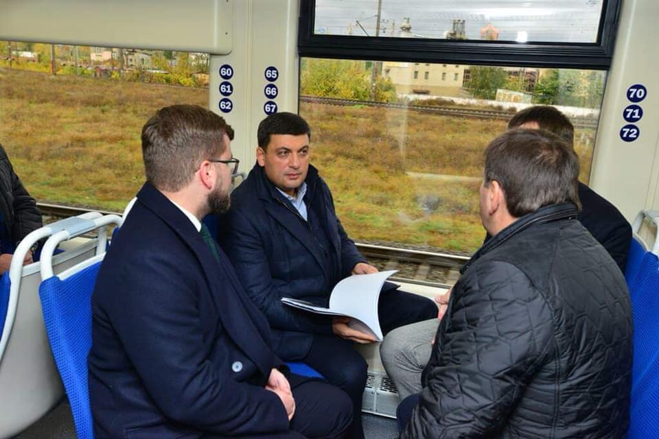 Нещодавно «Укрзалізниця» показала, як будуть виглядати «рейкові автобуси», що курсують до Борисполя