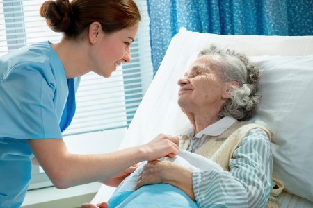 Жінки в лікарні можуть працевлаштуватися на вакансії нянечок, медсестер, лікарів, молодшого медичного персоналу