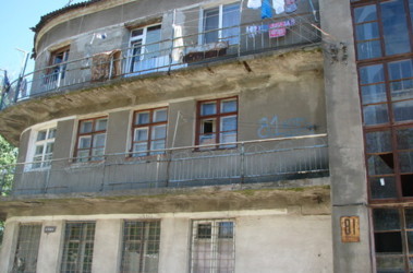 7 червня 2010, 17:14 Переглядів:   У Харкові дитина зірвався з балкона, фото П